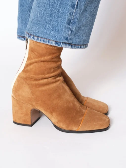Aria Boots