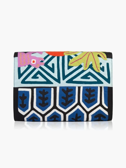 Asbarbagua Kuna Clutch