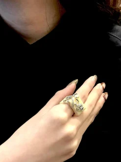 "BaDaShaRen" Literati Daylily Ceramic Ring