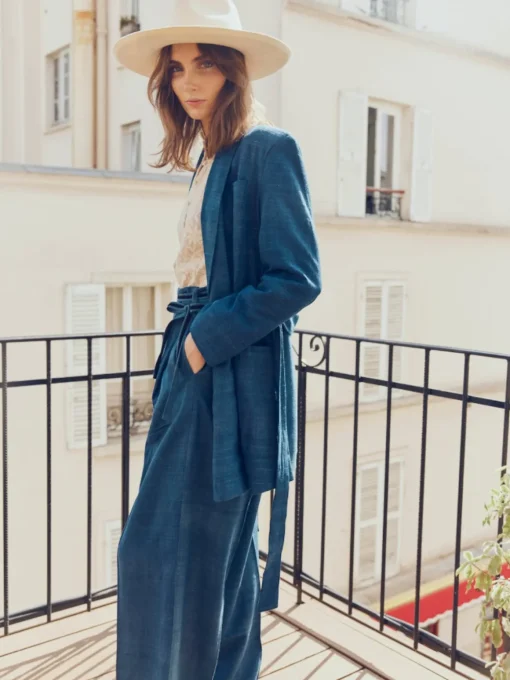 Blazer With Waist Tie