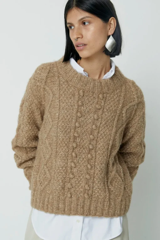 Fisher Seed Puff Pullover