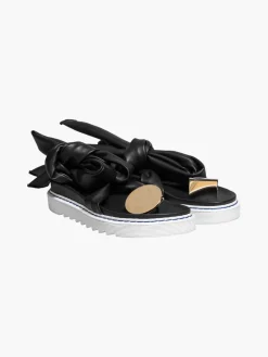Jik Sandal