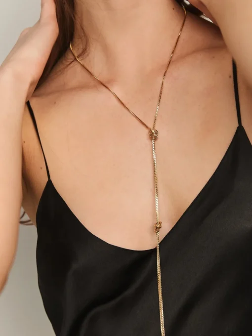 Knotted Paris Chain Necklace