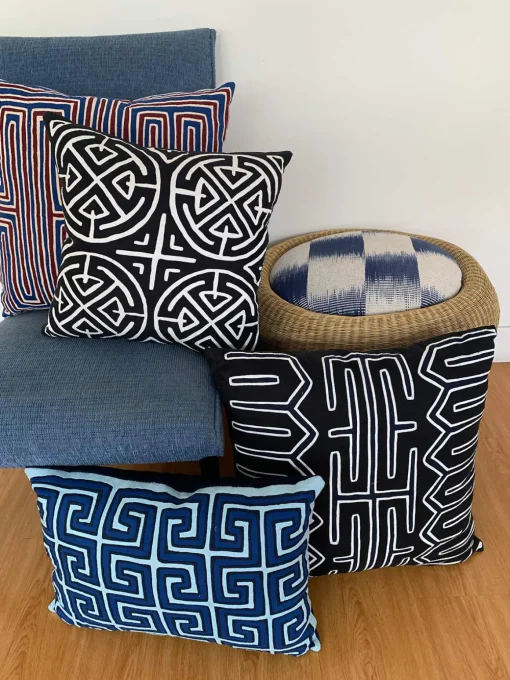 Kuna Cushion