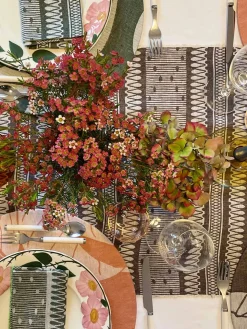Linen Damask Tutti Le Foglie Charger Plate