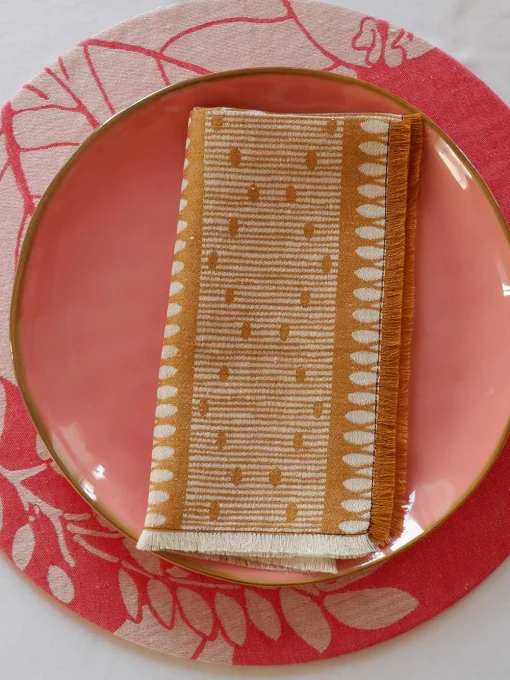 Linen Damask Tutti Le Foglie Charger Plate