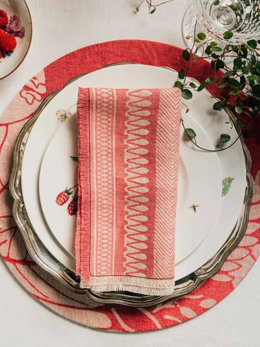 Linen Damask Tutti Le Foglie Charger Plate