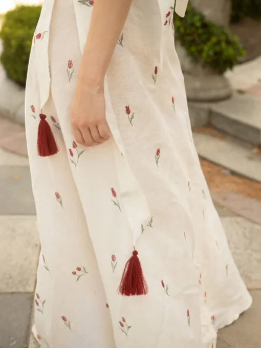 Lovely Tulip Sarong