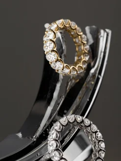 San Cesse Oval Eternity Ring