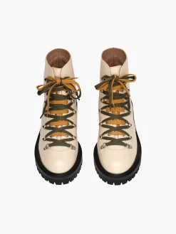 Slalom Boots
