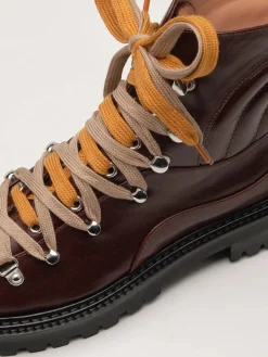 Slalom Boots