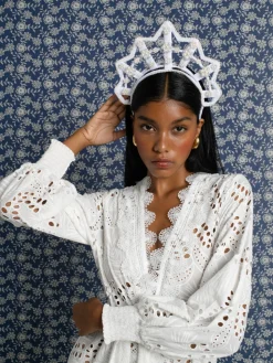 Star Shaped Pearl Velvet Headpiece