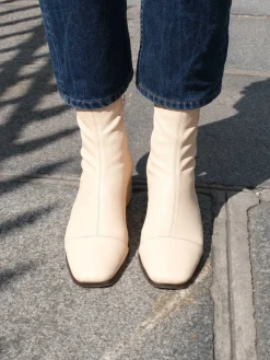 Strada Boots