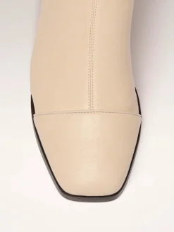 Strada Boots