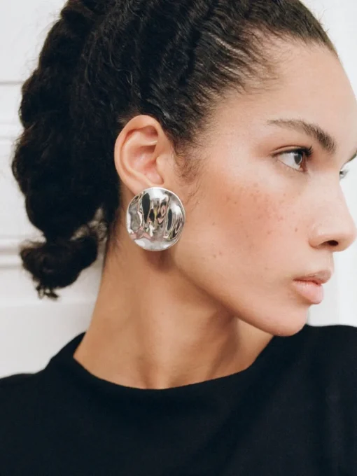 The Disc Earrings