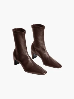 The Glove Boot