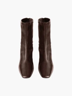 The Glove Boot