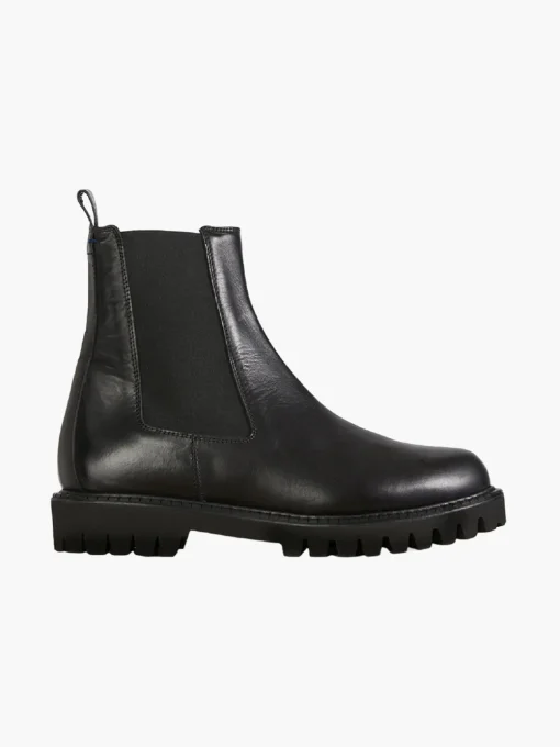 The Leather Lug Sole
