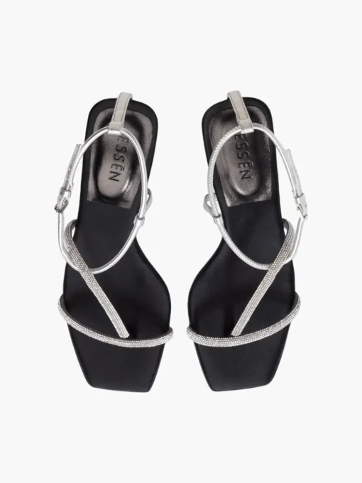 The Strappy Sandal