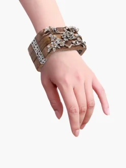 "Three Folds Auspiciousness" Reclaimed Wood Bangle Set