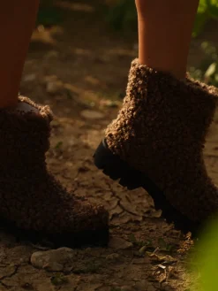 Varuna Boot Shearling